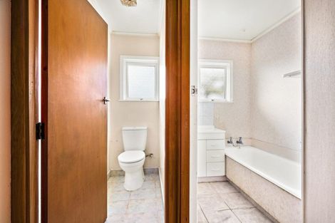 Photo of property in 9 Margaret Place, Milford, Auckland, 0620