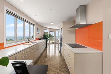 Photo of property in 14 Highgrove, Saint Clair, Dunedin, 9012