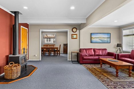 Photo of property in 8 Forsyth Street, Taradale, Napier, 4112