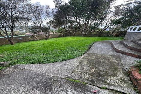 Photo of property in 100 Helston Road, Paparangi, Wellington, 6037