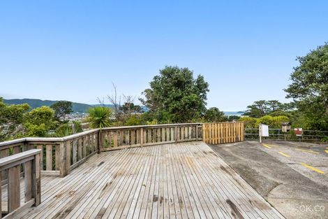 Photo of property in 24 Miromiro Road, Normandale, Lower Hutt, 5010
