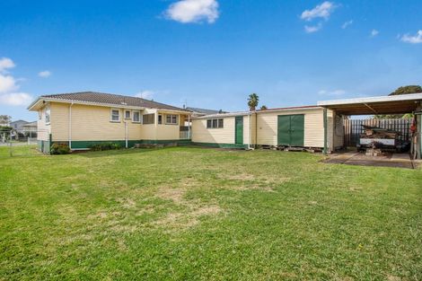 Photo of property in 70 Tatariki Street, Rosehill, Papakura, 2113