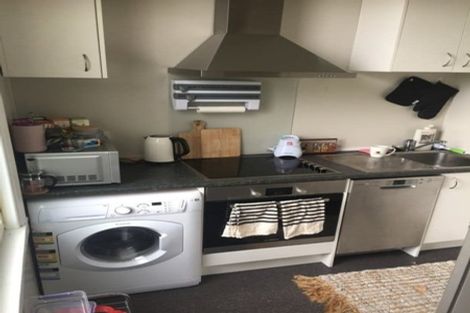 Photo of property in 17 Portland Crescent, Thorndon, Wellington, 6011