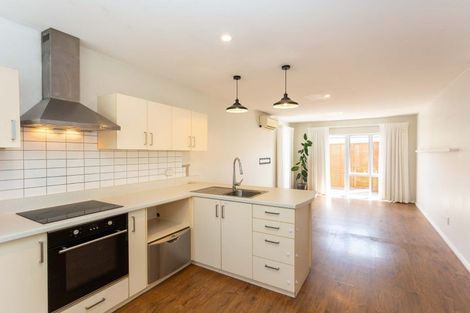 Photo of property in 2/38 Peer Street, Upper Riccarton, Christchurch, 8041