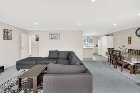 Photo of property in 63 Stratford Road, Manurewa, Auckland, 2105