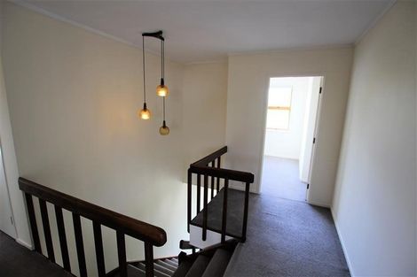 Photo of property in 10 Anna Watson Road, Half Moon Bay, Auckland, 2012