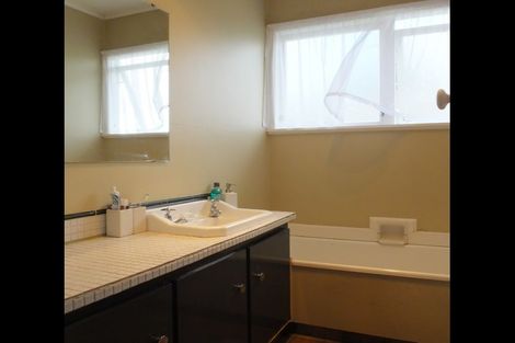 Photo of property in 45 Fairview Street, Fairview Downs, Hamilton, 3214