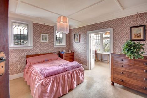 Photo of property in 14 Easther Crescent, Kew, Dunedin, 9012