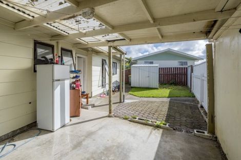 Photo of property in 13 Adkin Avenue, Levin, 5510