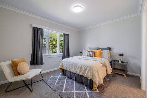 Photo of property in 14 Napier Road, Terrace End, Palmerston North, 4410