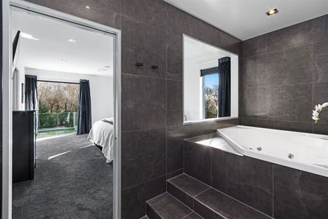 Photo of property in 97e Englefield Road, Northwood, Christchurch, 8051