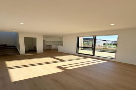 Photo of property in 27c Te Atatu Road, Te Atatu South, Auckland, 0610