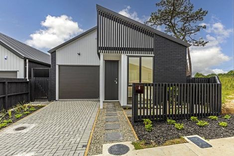 Photo of property in 1 Puhikawa Street, Massey, 0614