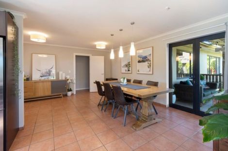Photo of property in 11 Manara Place, The Gardens, Auckland, 2105