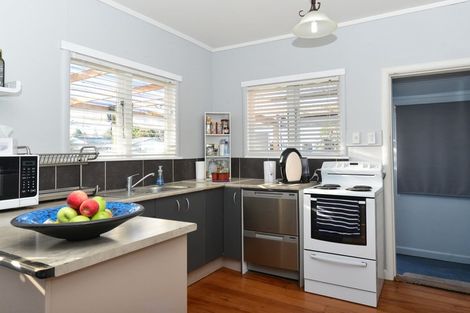 Photo of property in 56 Haultain Street, Fairfield, Hamilton, 3214