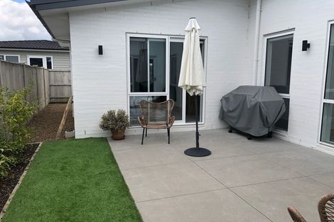 Photo of property in 80 Te Napi Drive, Takanini, 2112