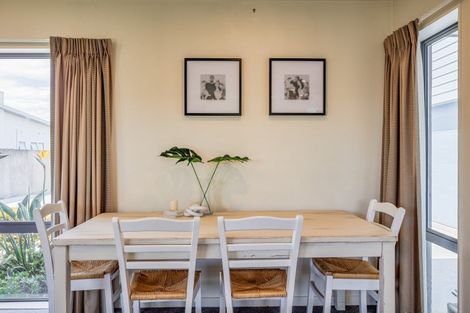 Photo of property in 25a Rosalie Terrace, Kelvin Grove, Palmerston North, 4414