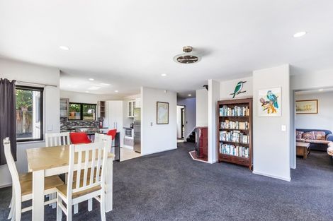 Photo of property in 36 Aubrey Crescent, Rainbow Point, Taupo, 3330