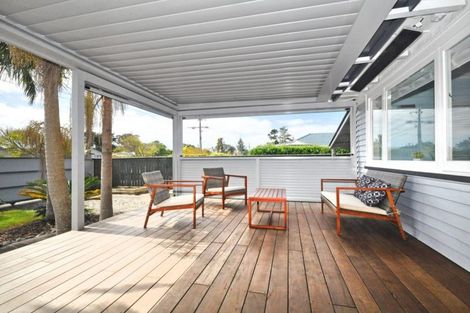 Photo of property in 40 Centreway Road, Orewa, 0931