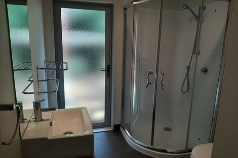 Photo of property in 76g Edmonton Road, Henderson, Auckland, 0612