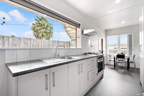 Photo of property in 77 Weymouth Road, Manurewa, Auckland, 2102