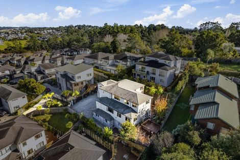 Photo of property in 52 Corricvale Way, Northcross, Auckland, 0630