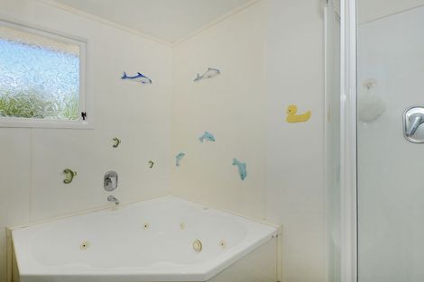 Photo of property in 26 Beazley Crescent, Tikipunga, Whangarei, 0112