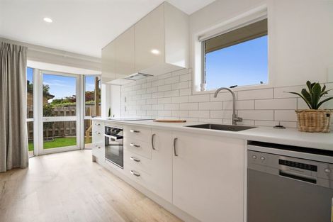 Photo of property in 50 Bowen Street, Cambridge, 3434