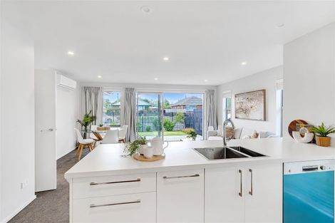 Photo of property in 9/3 Nyoli Street, Northcote, Christchurch, 8052