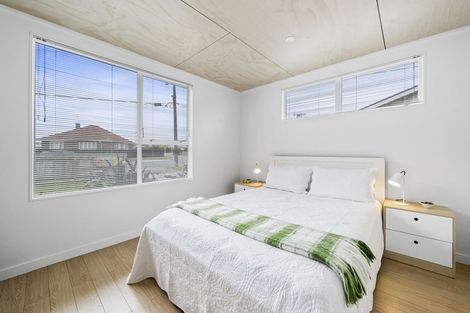 Photo of property in 34a Elizabeth Street, Moera, Lower Hutt, 5010