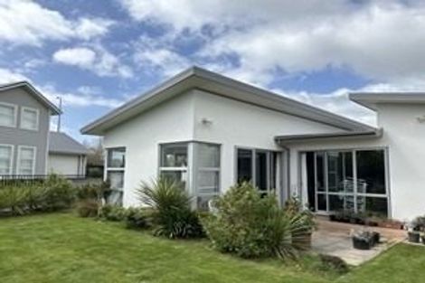 Photo of property in 14 Bargrove Close, Halswell, Christchurch, 8025