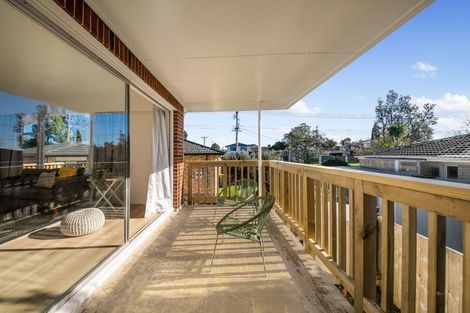 Photo of property in 70 Sturges Road, Henderson, Auckland, 0612