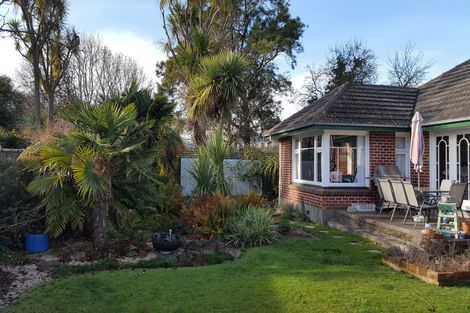 Photo of property in 27 Barclay Place, Burwood, Christchurch, 8061