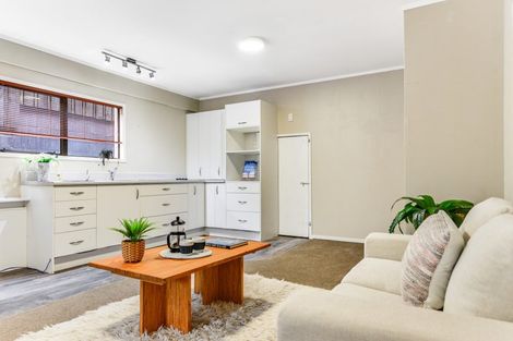 Photo of property in 16 Glendale Drive, Dinsdale, Hamilton, 3204