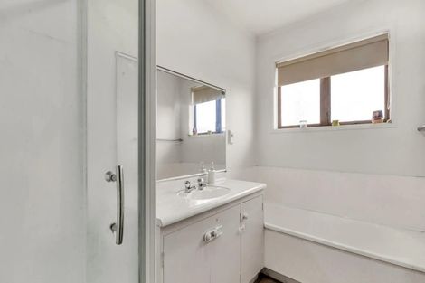 Photo of property in 24 Waterloo Street, Dannevirke, 4930