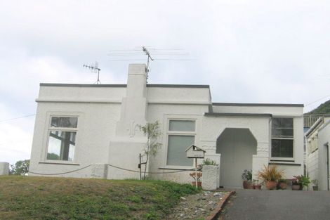 Photo of property in 101 View Road, Lyall Bay, Wellington, 6022