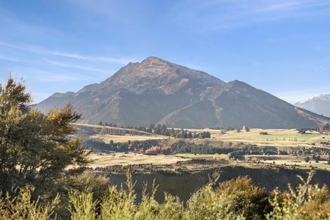 Photo of property in 69 Kanuka Rise, Albert Town, Wanaka, 9305