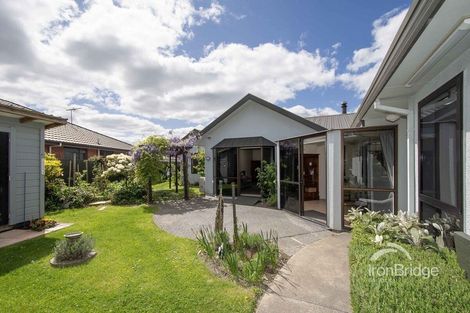 Photo of property in 6 Grove Place, Rangiora, 7400