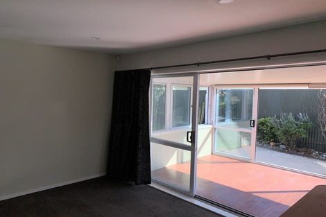 Photo of property in 292a Wainoni Road, Avondale, Christchurch, 8061