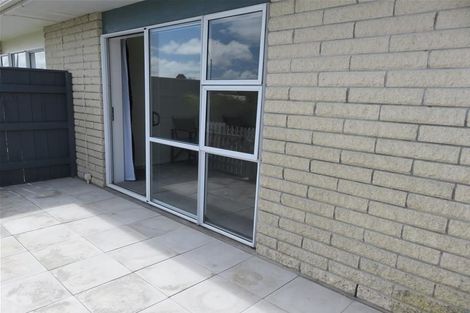 Photo of property in 3/220 Coronation Avenue, Welbourn, New Plymouth, 4310