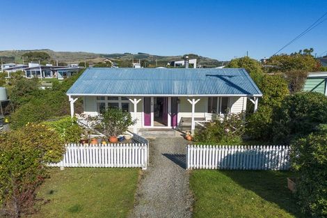 Photo of property in 72 Stornoway Street, Karitane, Waikouaiti, 9471