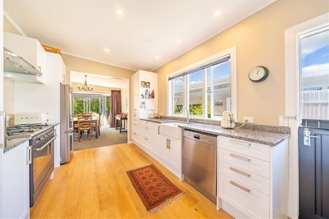 Photo of property in 68 Queens Grove, Hutt Central, Lower Hutt, 5010