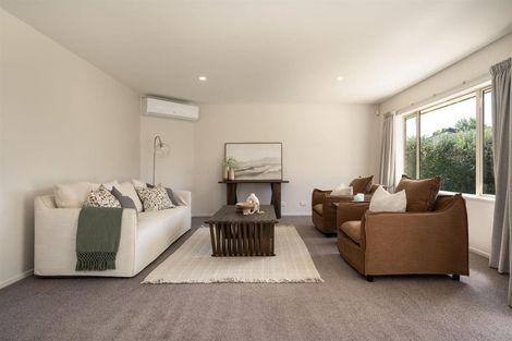 Photo of property in 6 Ross Place, Northwood, Christchurch, 8051