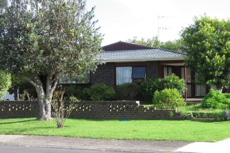 Photo of property in 7 Rene Place, Sunnyhills, Auckland, 2010