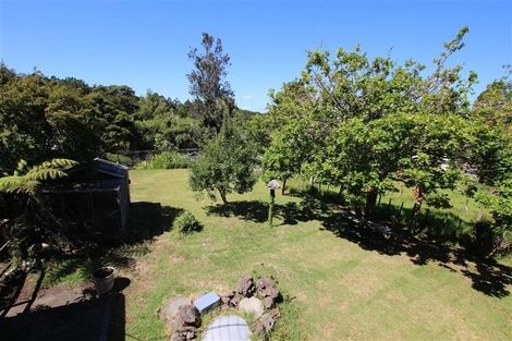 Photo of property in 6 Shirley Road, Parau, Auckland, 0604