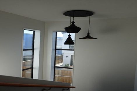 Photo of property in 7 Tumu Road, Papakura, 2110