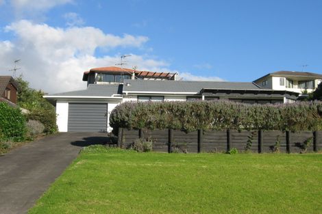 Photo of property in 23 Rakaia Rise, Clover Park, Auckland, 2019