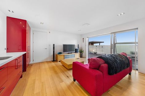 Photo of property in 1091 Whangaparaoa Road, Tindalls Beach, Whangaparaoa, 0930