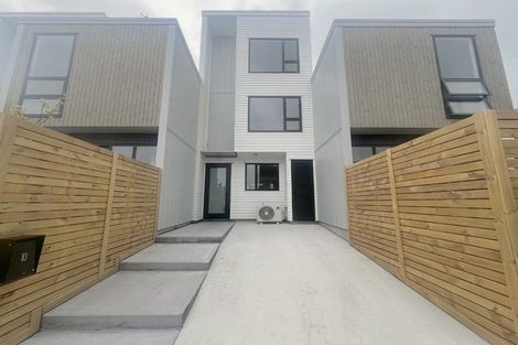 Photo of property in 10 Houhere Street, Paraparaumu, 5032