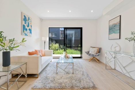 Photo of property in 44 Kiato Lane, Flat Bush, Auckland, 2019